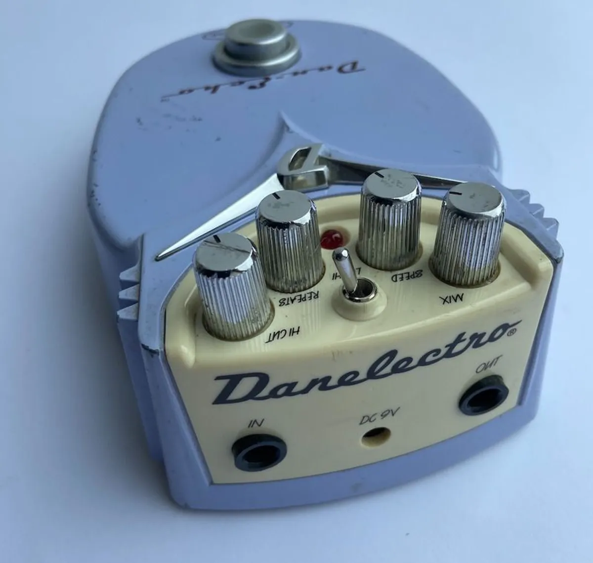 Danelectro Dan-Echo Delay Effects Pedal - Image 3
