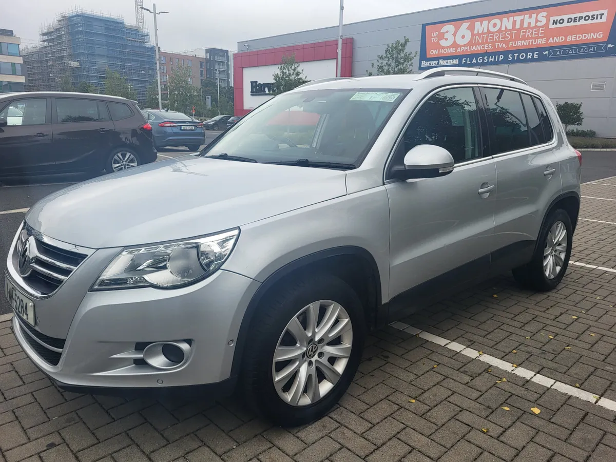 Volkswagen Tiguan 2011 - Image 4
