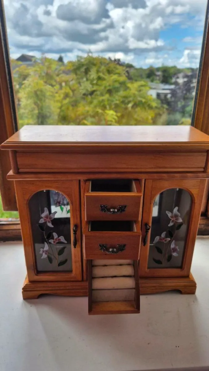Jewellery box - Image 3