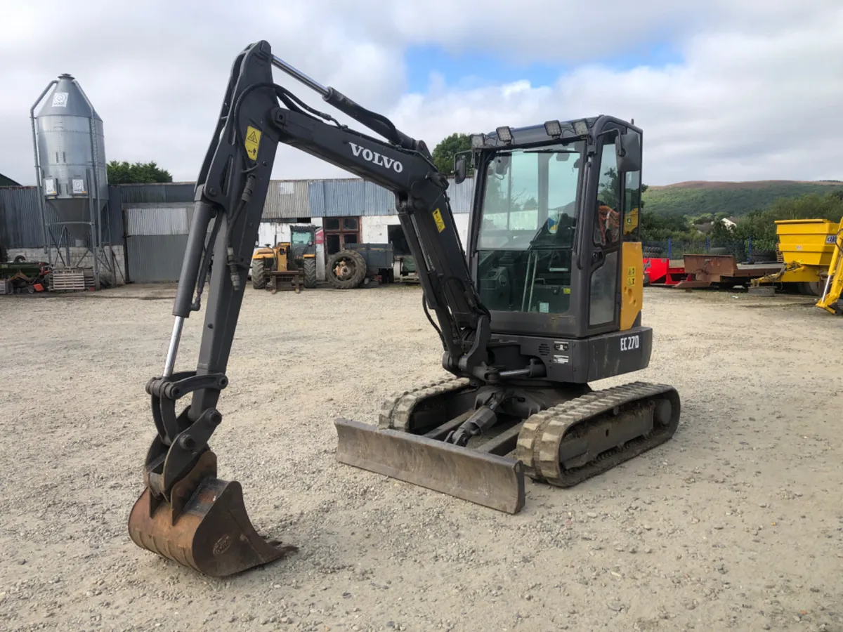 2018 Volvo EC27D - Image 2