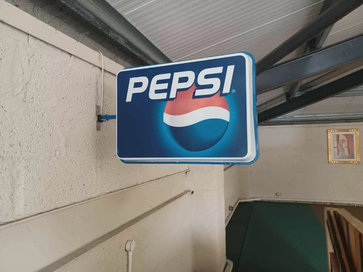 Vintage Pepsi Illuminated Sign - Image 3