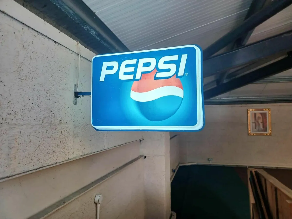 Vintage Pepsi Illuminated Sign - Image 2