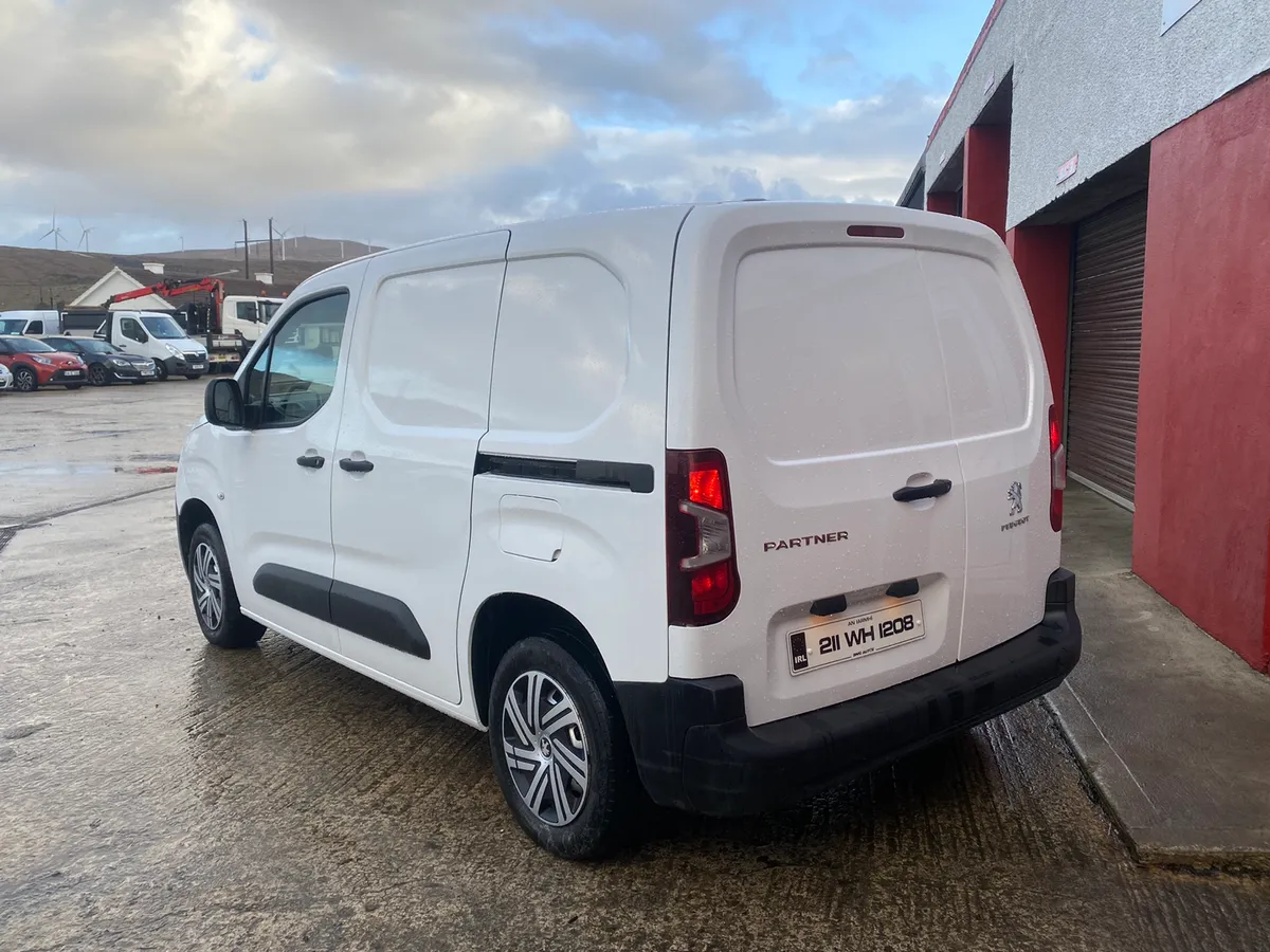 2021 PEUGEOT PARTNER NEW CVRT WARRANTY FINANCE - Image 3