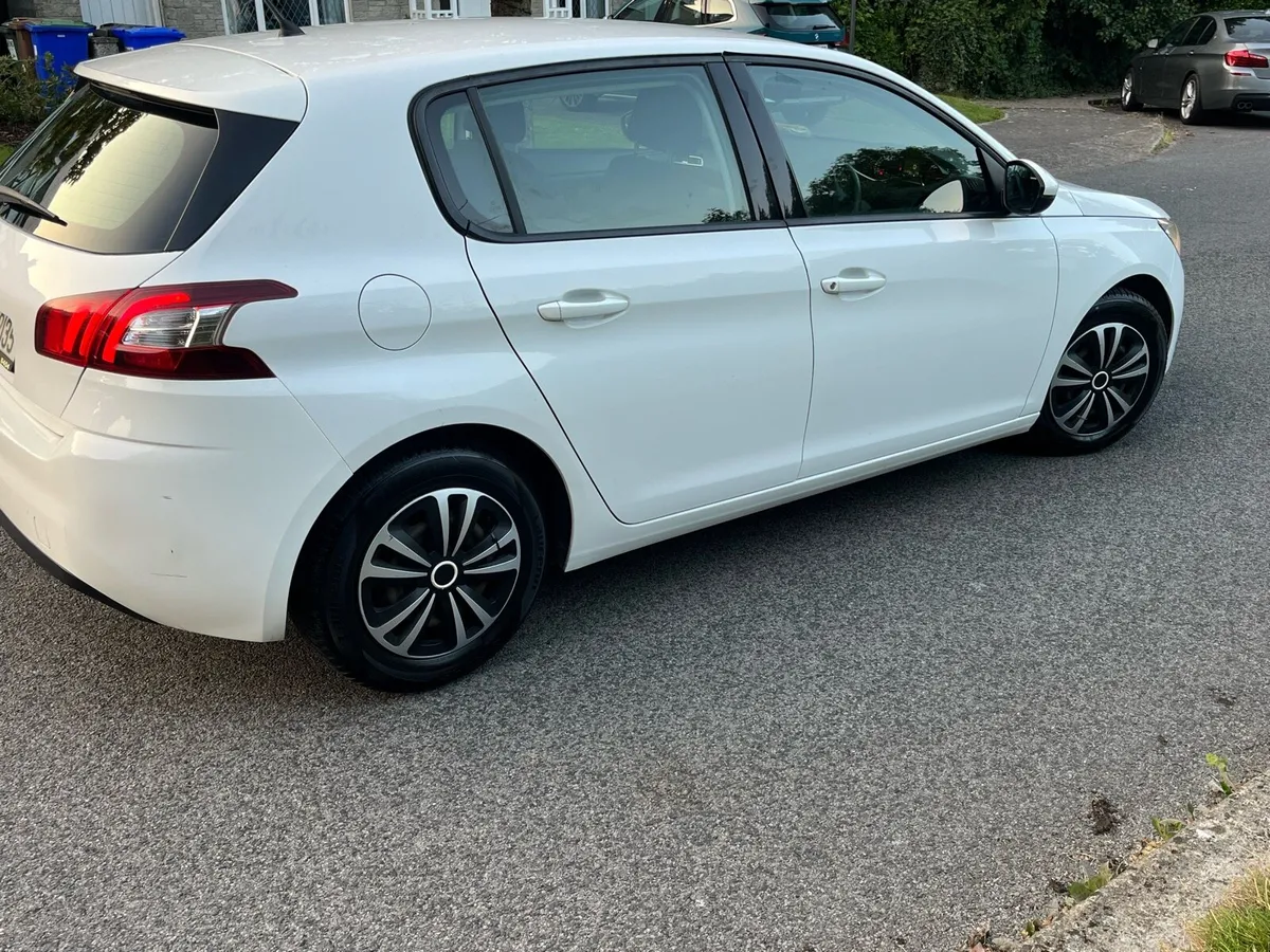 152 D Peugeot 308 Access 1.6 HDI - Image 2
