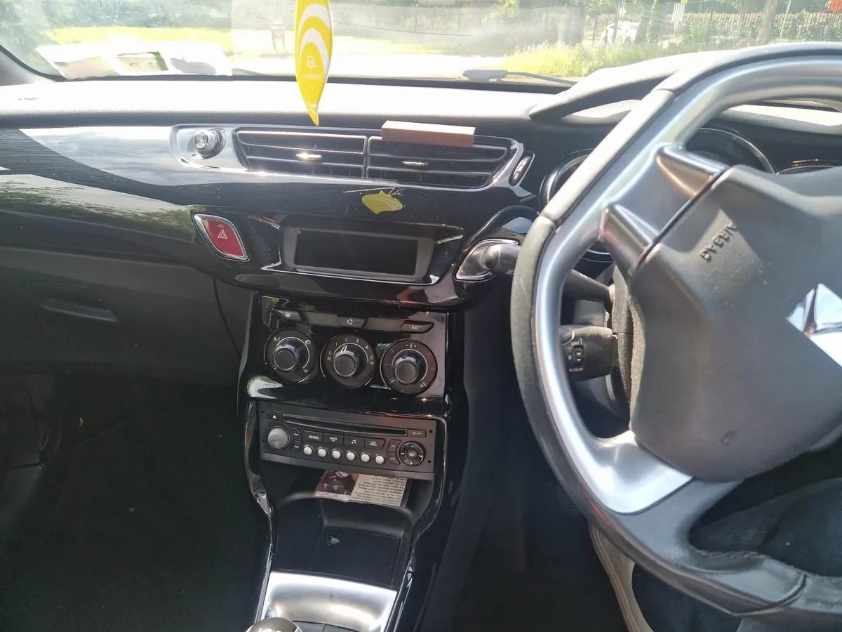 Citroen DS 3 2012 **LOW MILEAGE** - Image 4
