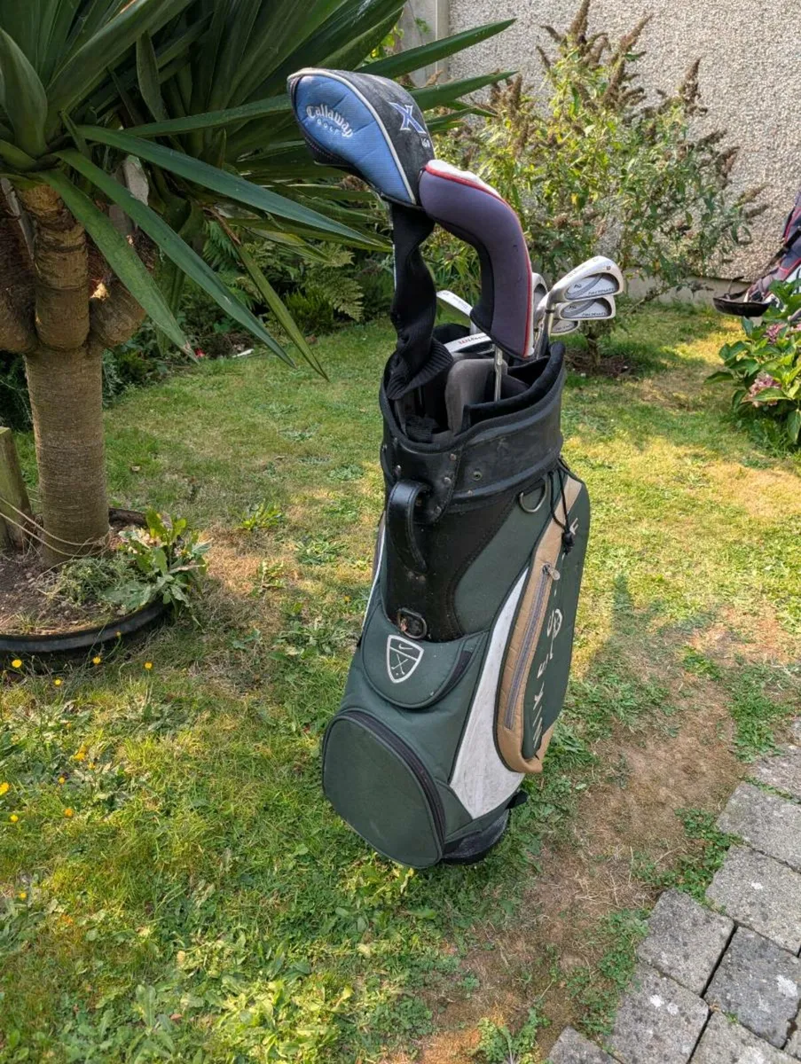 Left handed Golf clubs & Nike tour bag - Image 3