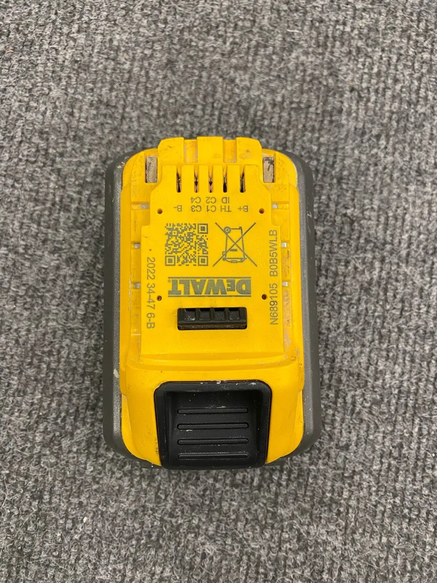 DeWalt 9Ah Battery - Image 2