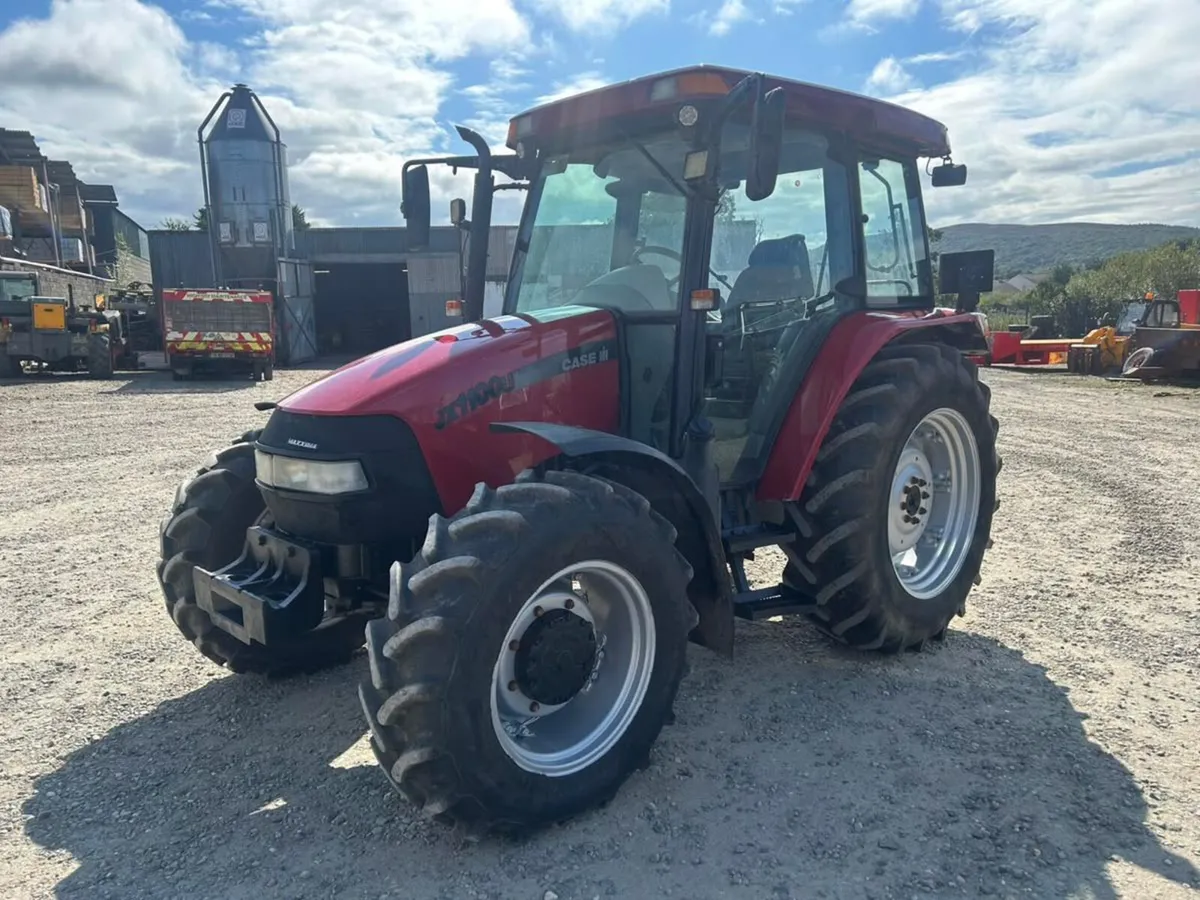 2006 Case JX1100U - Image 2