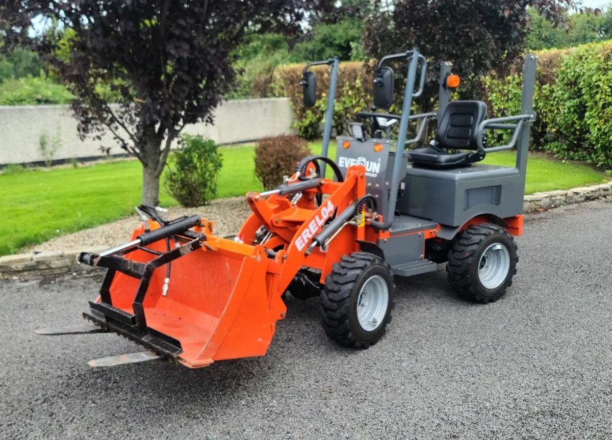 Electric Loader, Forklift, Ride on Mower, Digger, - Image 3