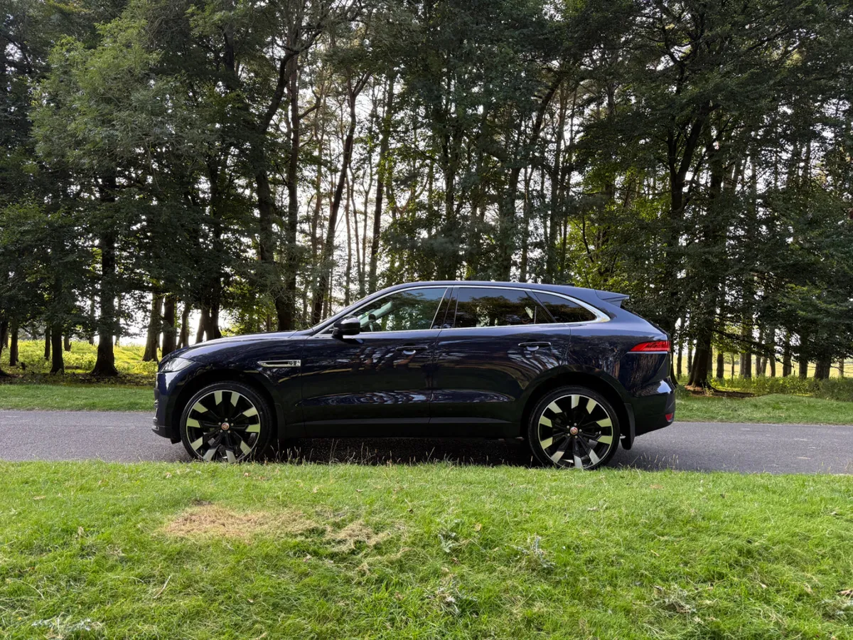 Jaguar F-Pace 2016 AWD Huge Spec - Image 4