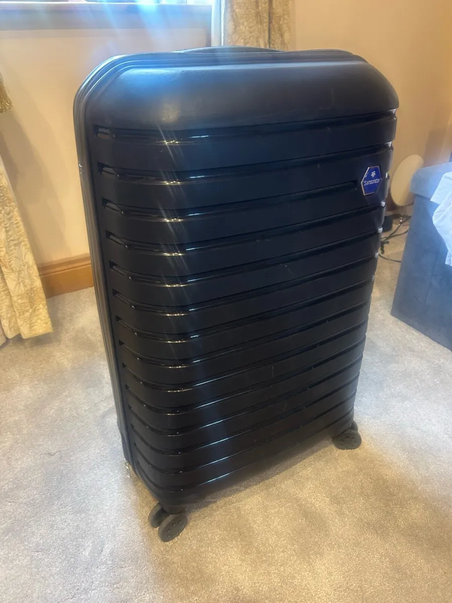 Luggage - Image 3