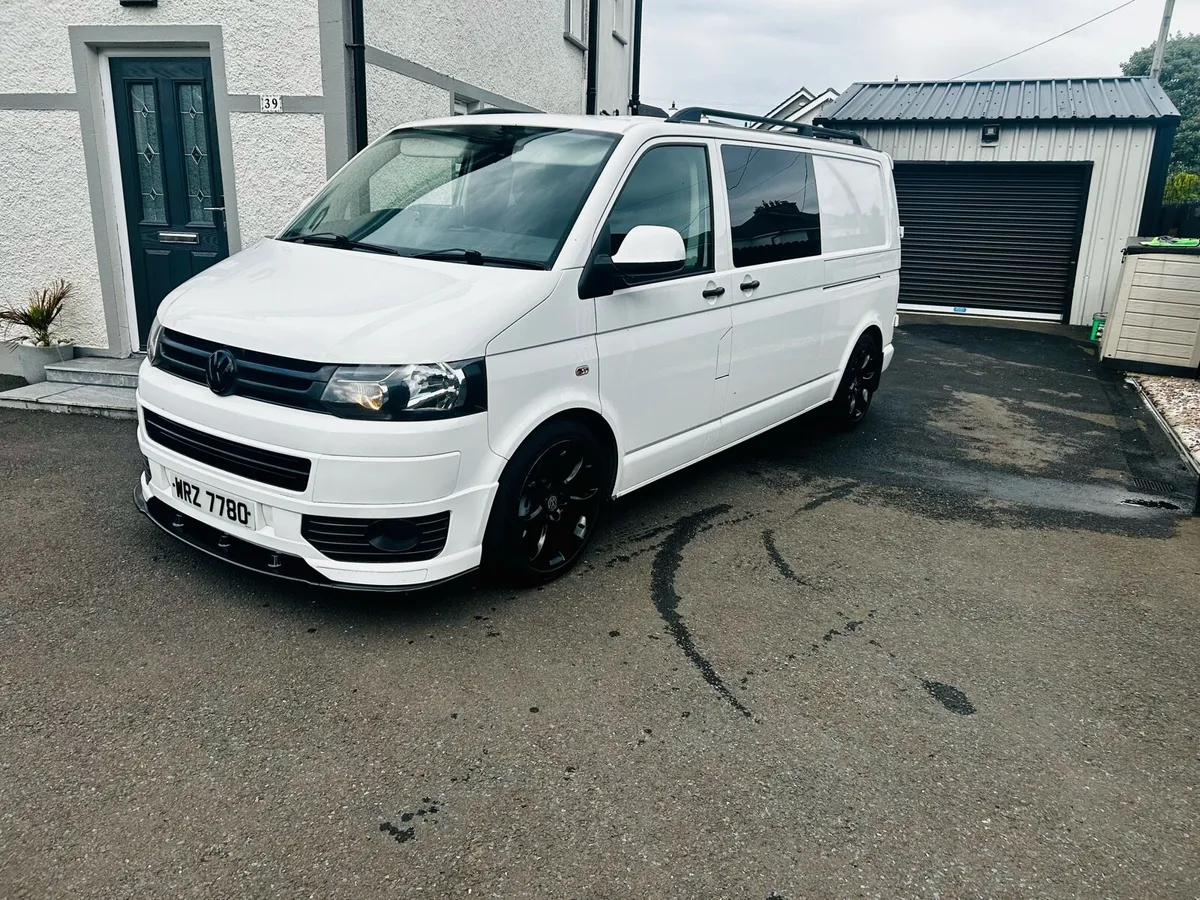 Volkswagen transporter campervan t5.1 2012 - Image 2