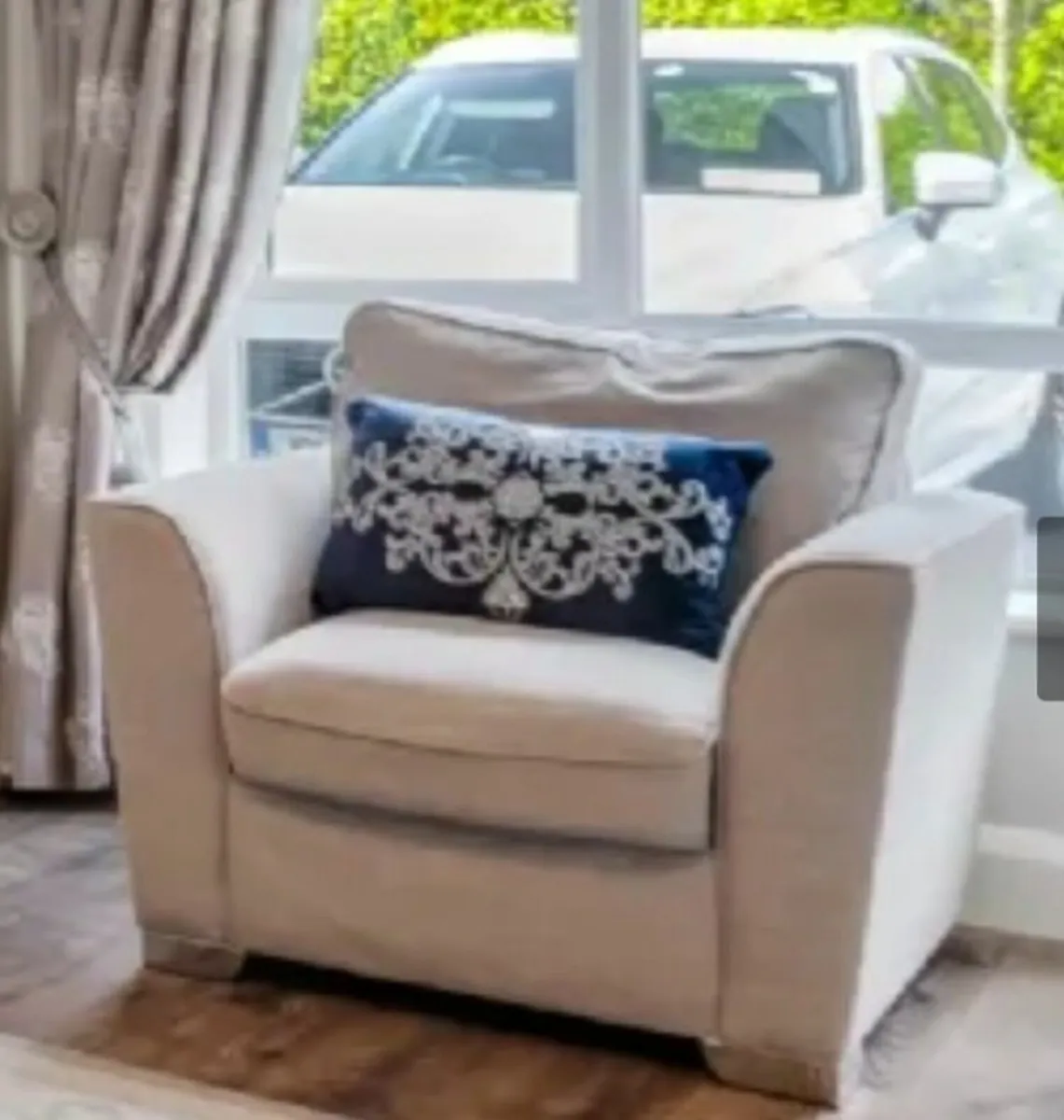 Sofa - Image 2