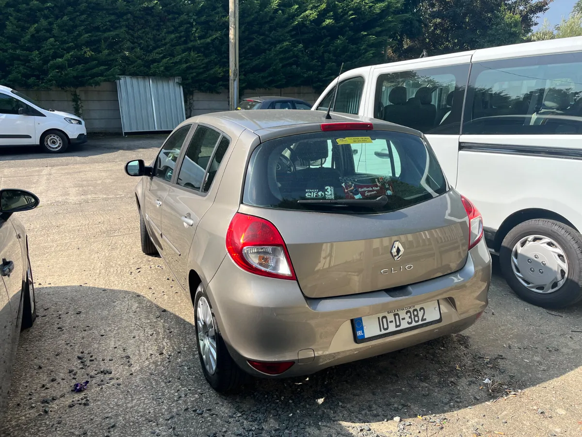 Renault Clio 2010 - Image 3