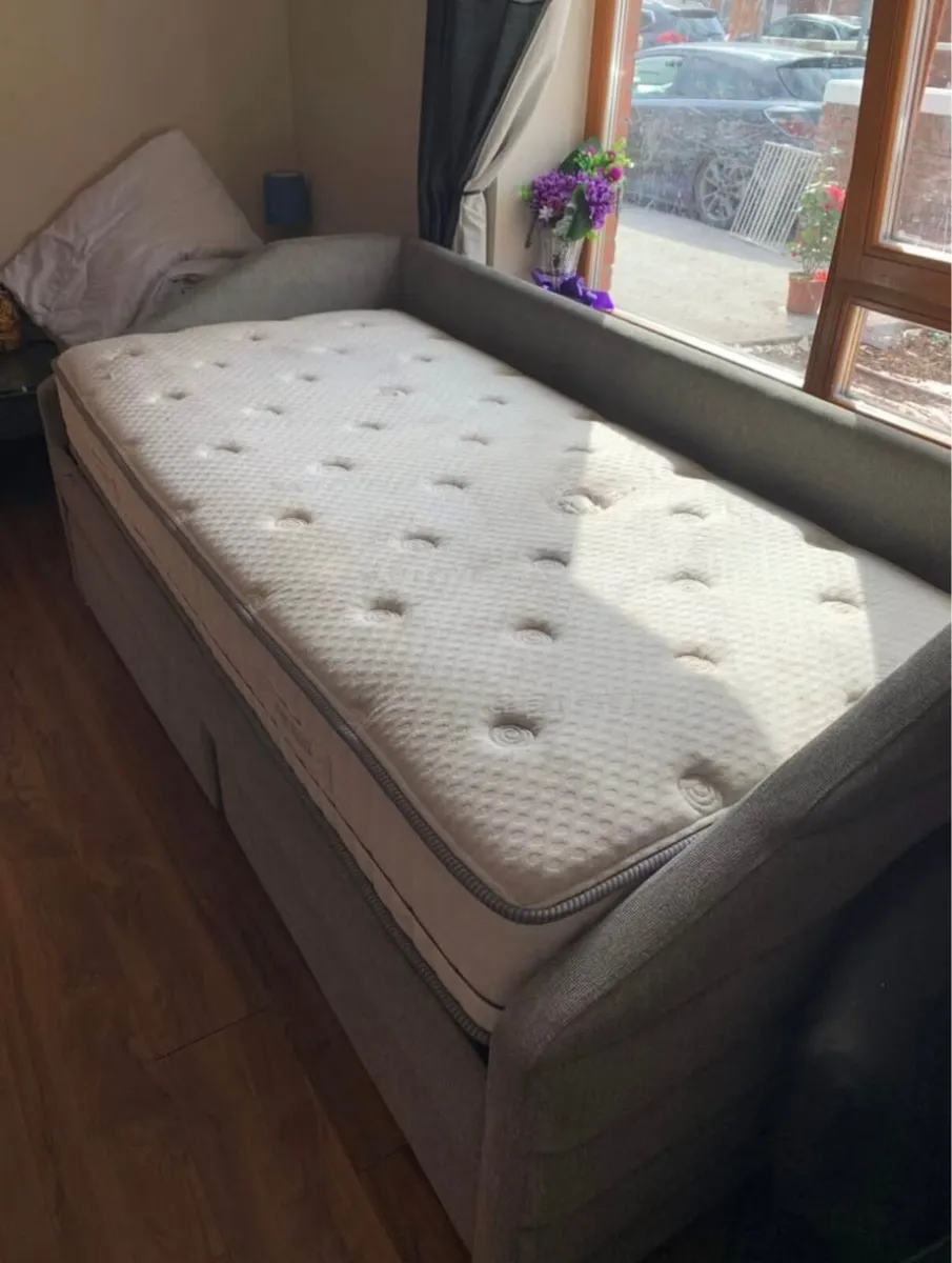 Single Bed with Storage Drawers - Image 3