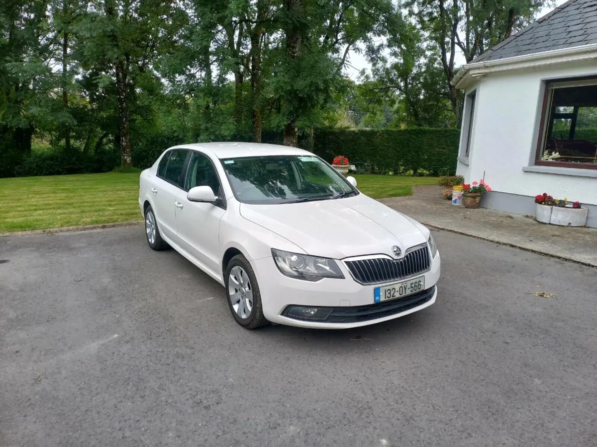 Skoda Superb - Image 1