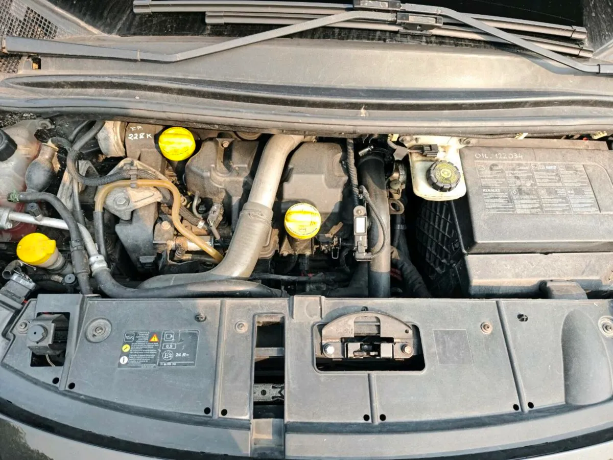 Renault grand scenic 7 seater NCT&tax - Image 4