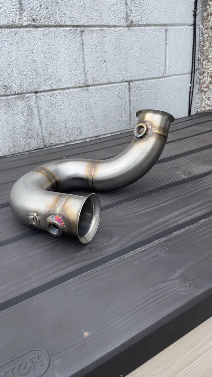 MK7 Golf GTI Downpipe - Image 1
