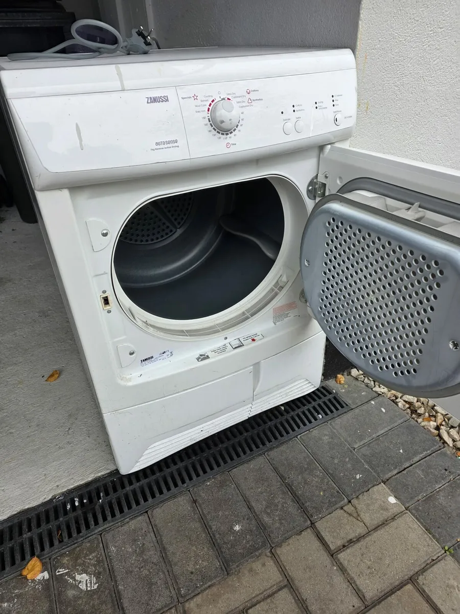 Dryer - Image 1