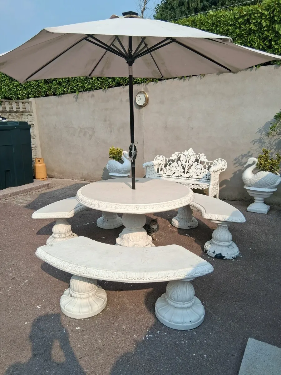 Garden stone table and seating - Image 1