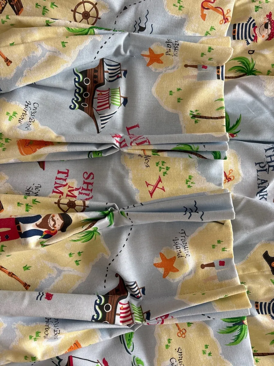 Curtains - Image 3