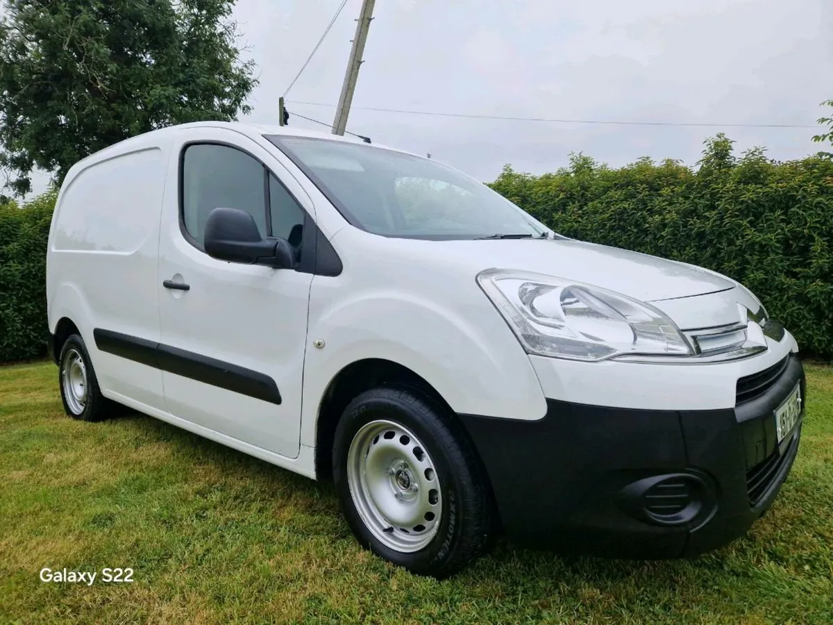 15 CITROEN BERLINO 3 SEATER NEW CVRT - Image 1