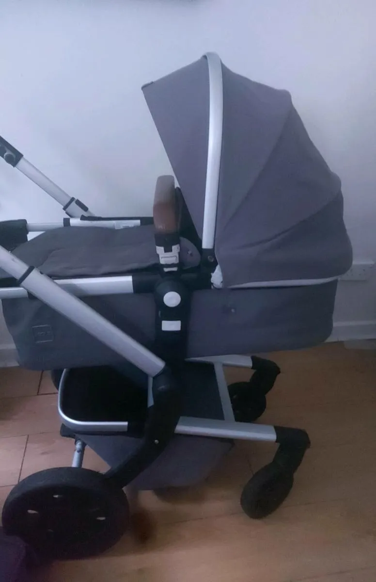 Joolz day travel system - Image 1