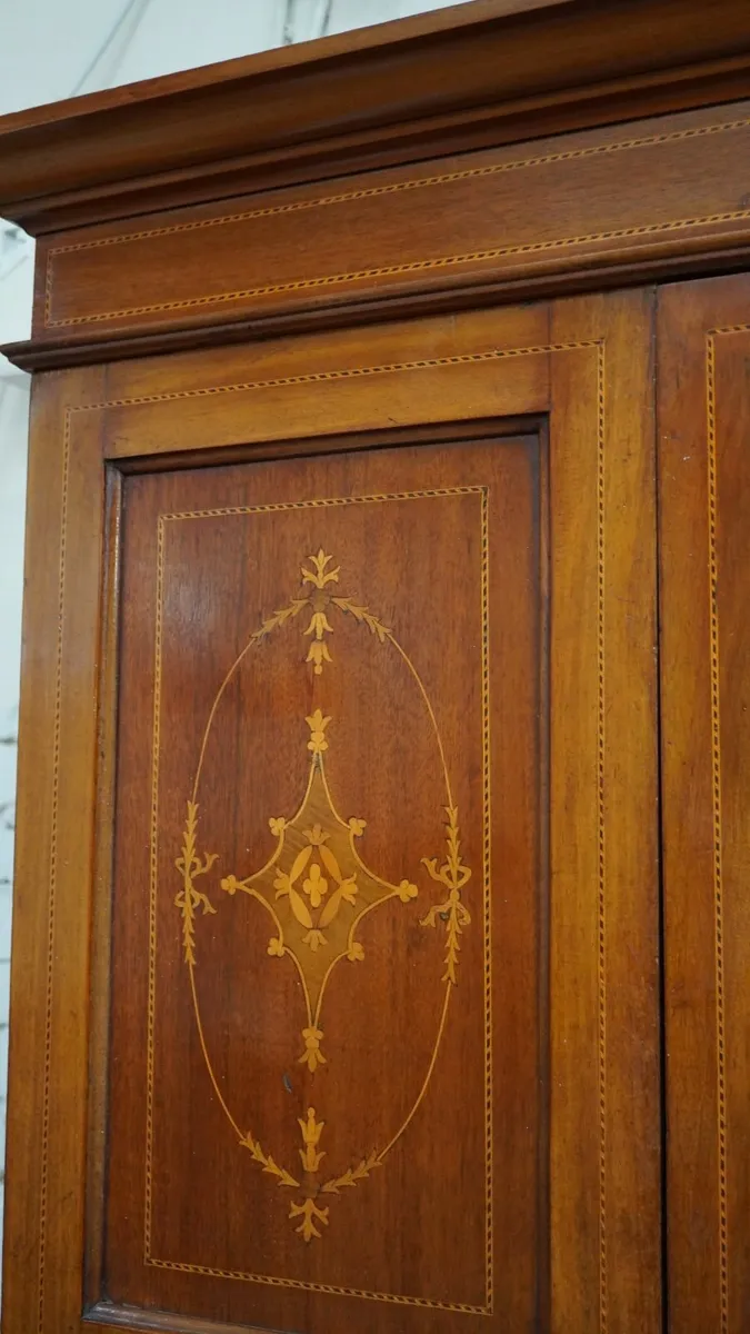 🌟 Antique Wardrobe with Inlay & Mirror - Image 4