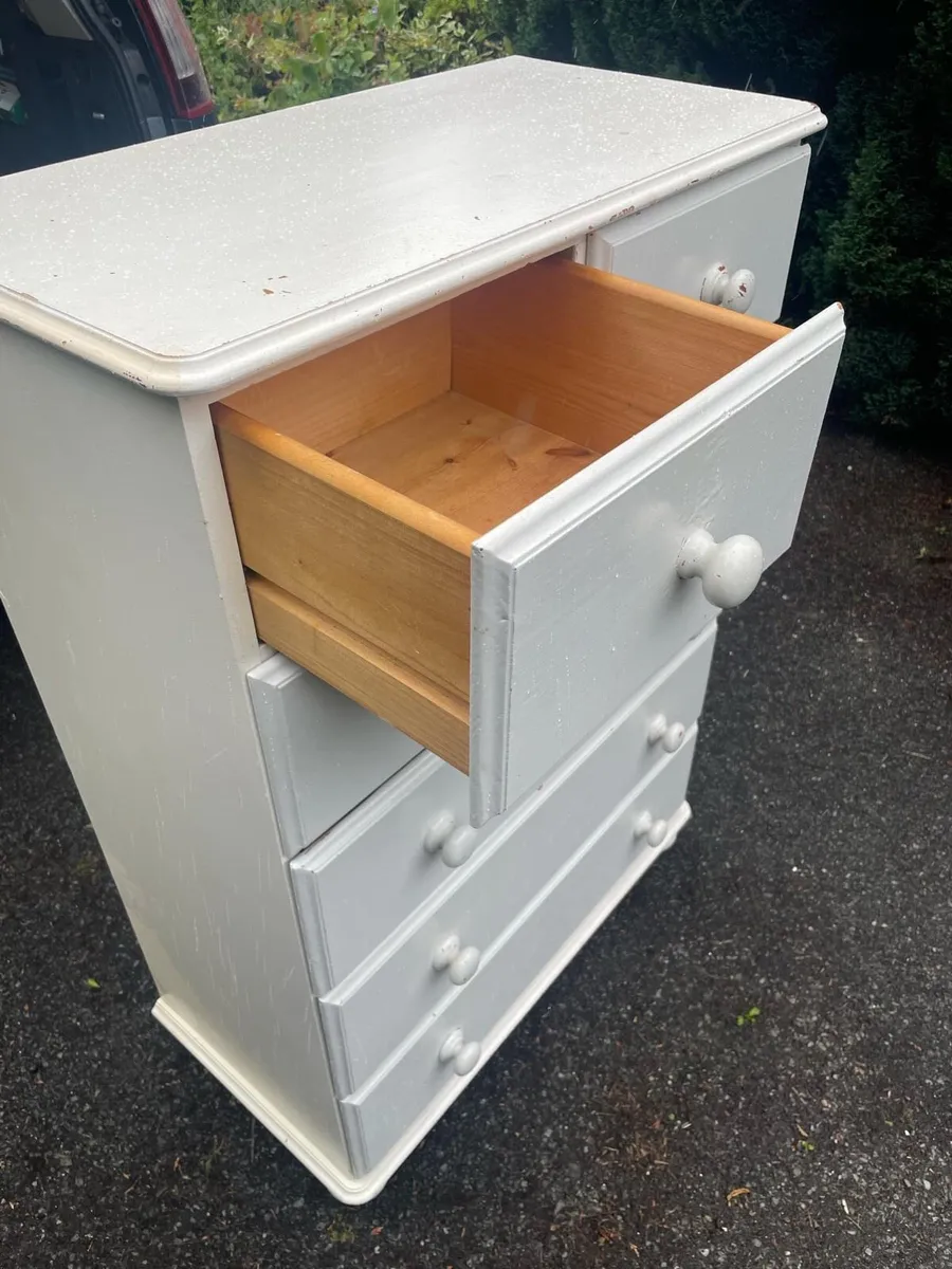 White pine wooden chest of drawer - Image 2