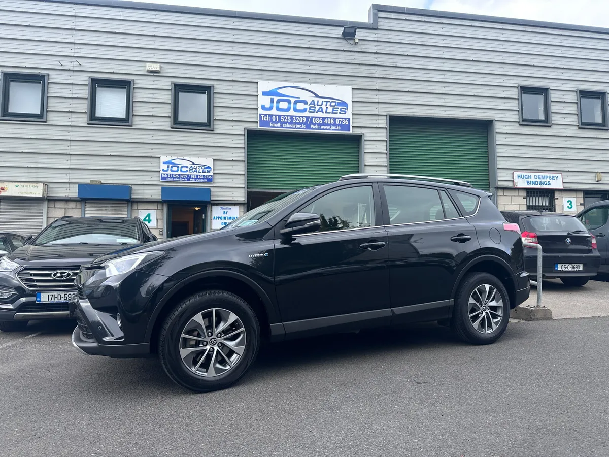 Toyota RAV4 2.5 Hybrid Luna Sport, 2018 - Image 2