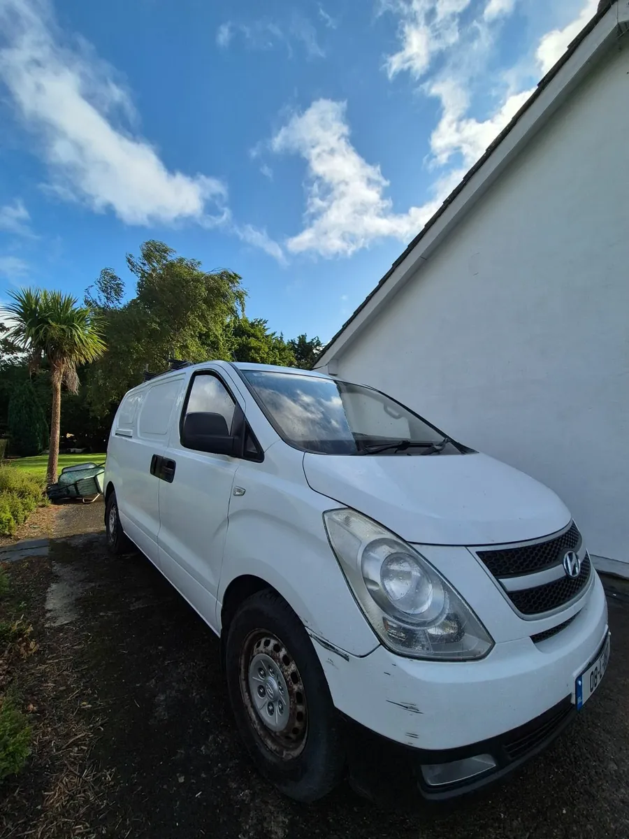 Hyundai H1 - Image 1
