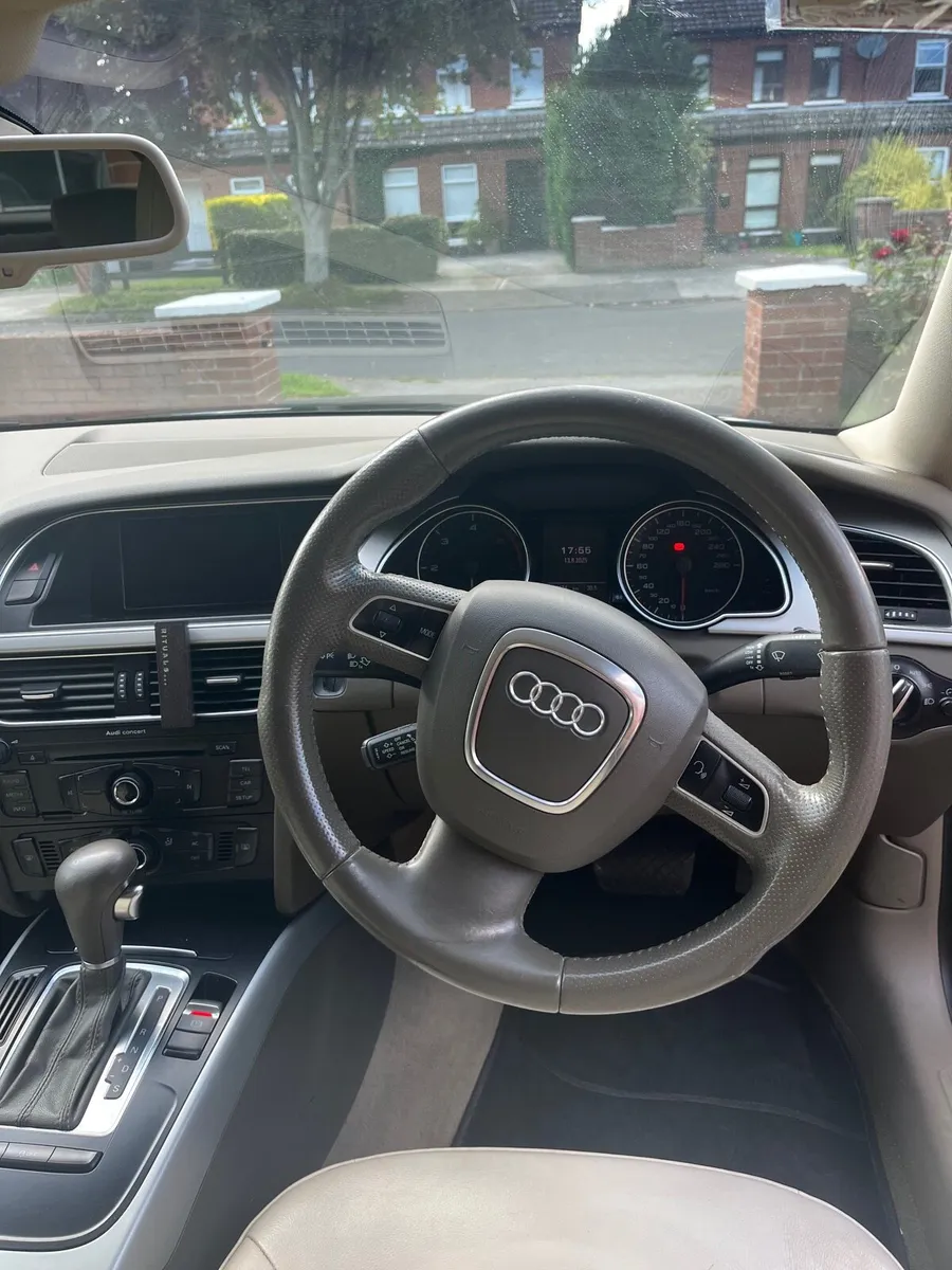 Car - Image 3