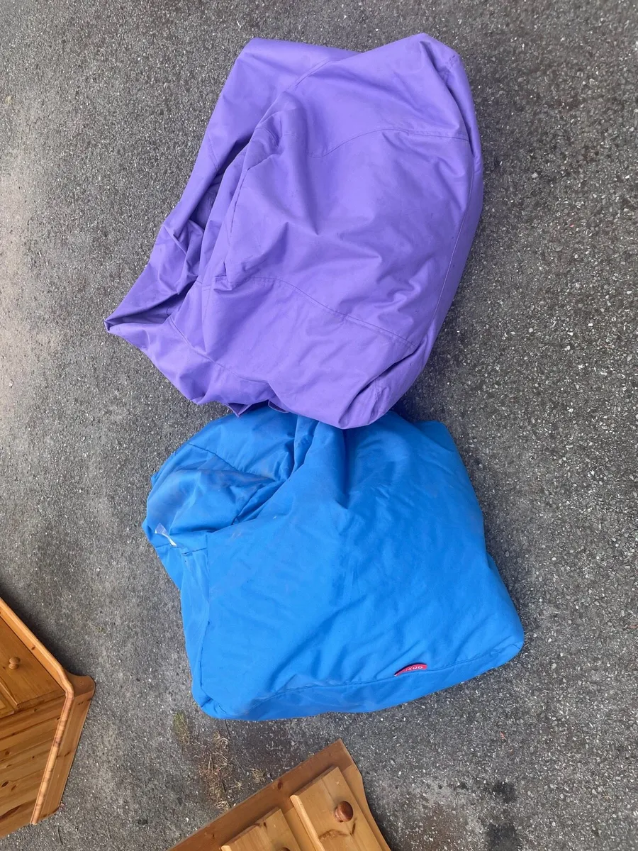 2 x bean bags - Image 1