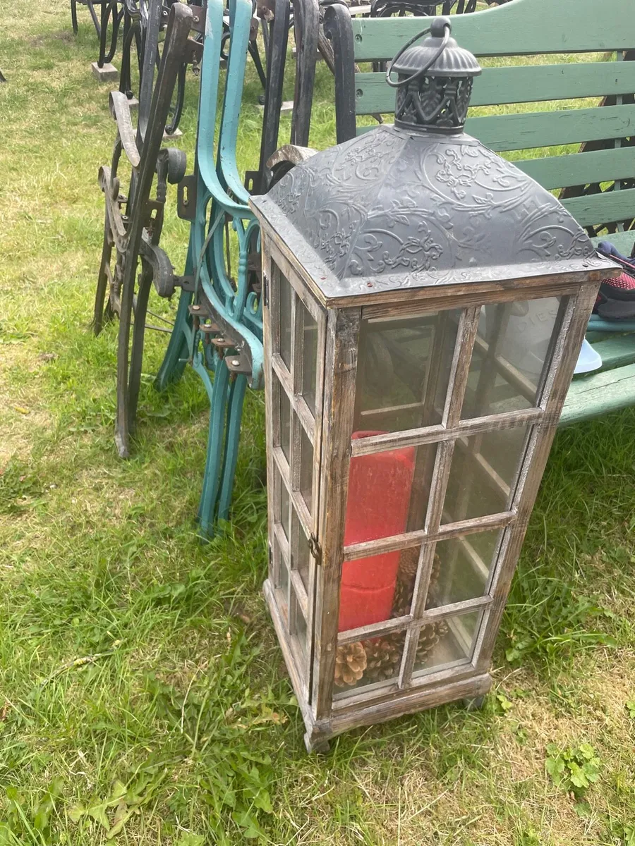 Large lantern decor €25 - Image 1
