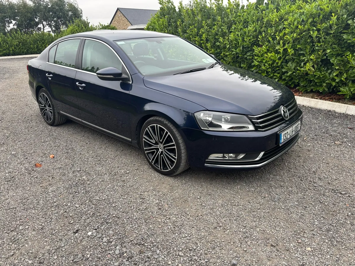 2013 VOLKSWAGEN PASSAT 2LT HIGHLINE SPORT - Image 1