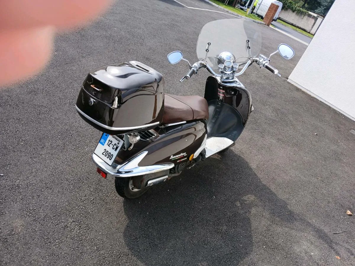 Scooter - Image 4