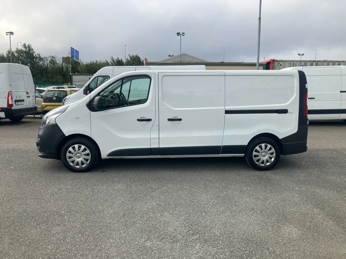 Renault Trafic 2021 - Image 4