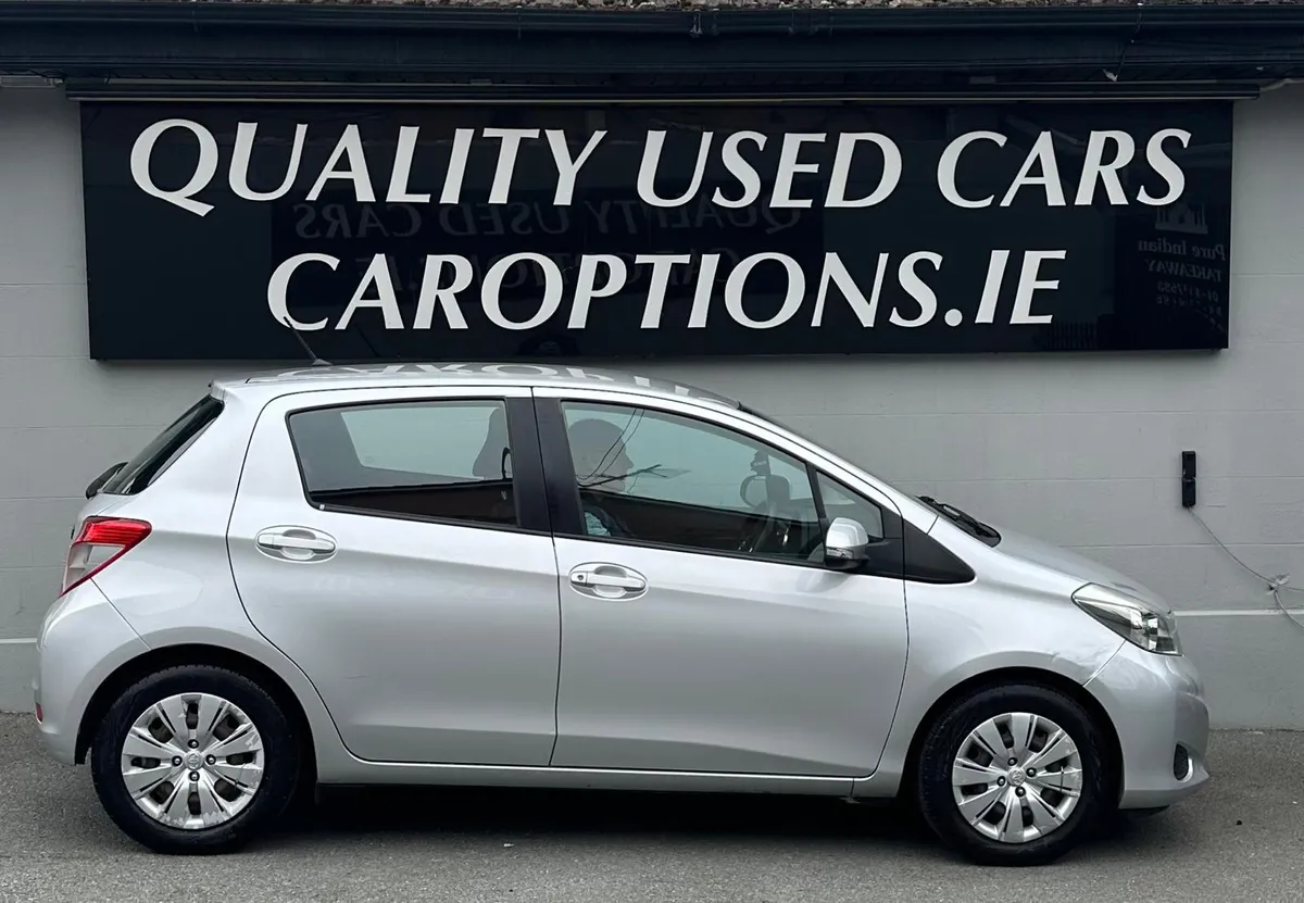 TOYOTA YARIS 1.0 LUNA 4DR//998CC JUST SERVICED// - Image 1