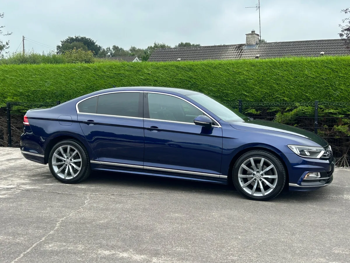 17Volkswagen Passat 2.0 tdi Rline €18200 inc Vrt - Image 3