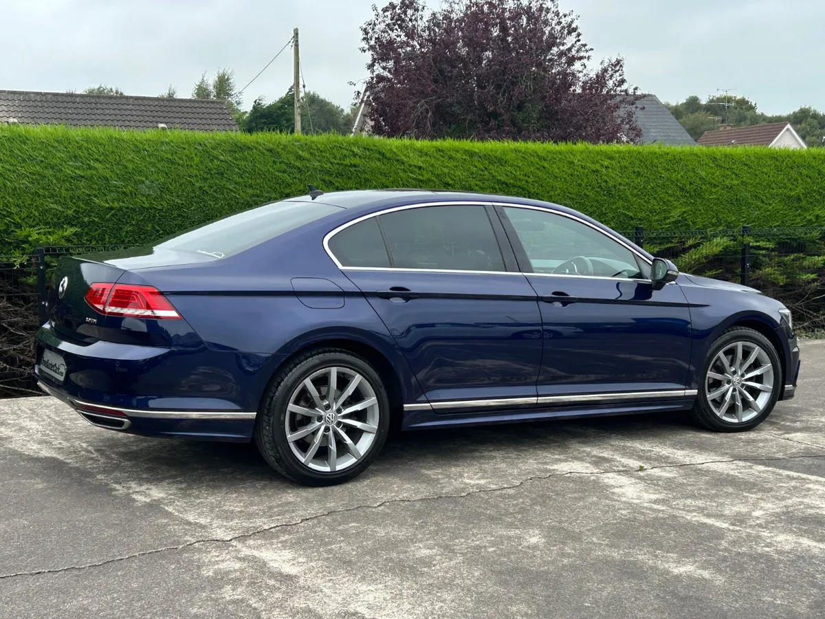 17Volkswagen Passat 2.0 tdi Rline €18200 inc Vrt - Image 4