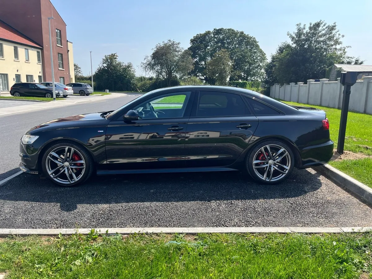 Audi A6 2017 S-Line Black Edition - Image 4