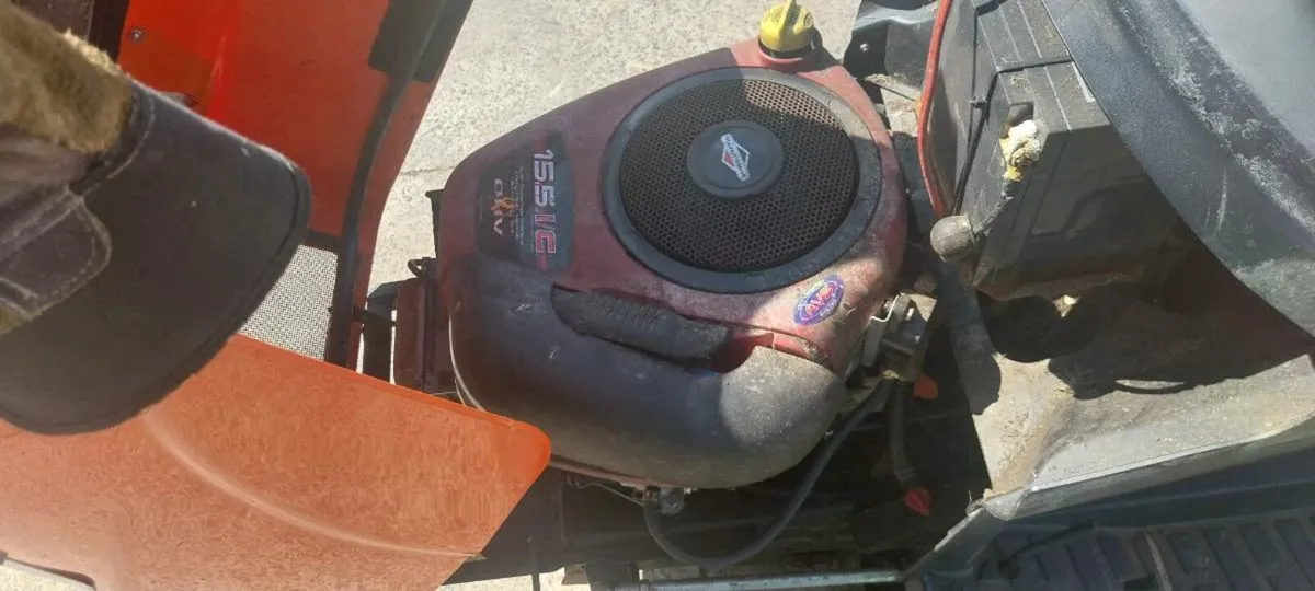 Ride on mower - Image 3