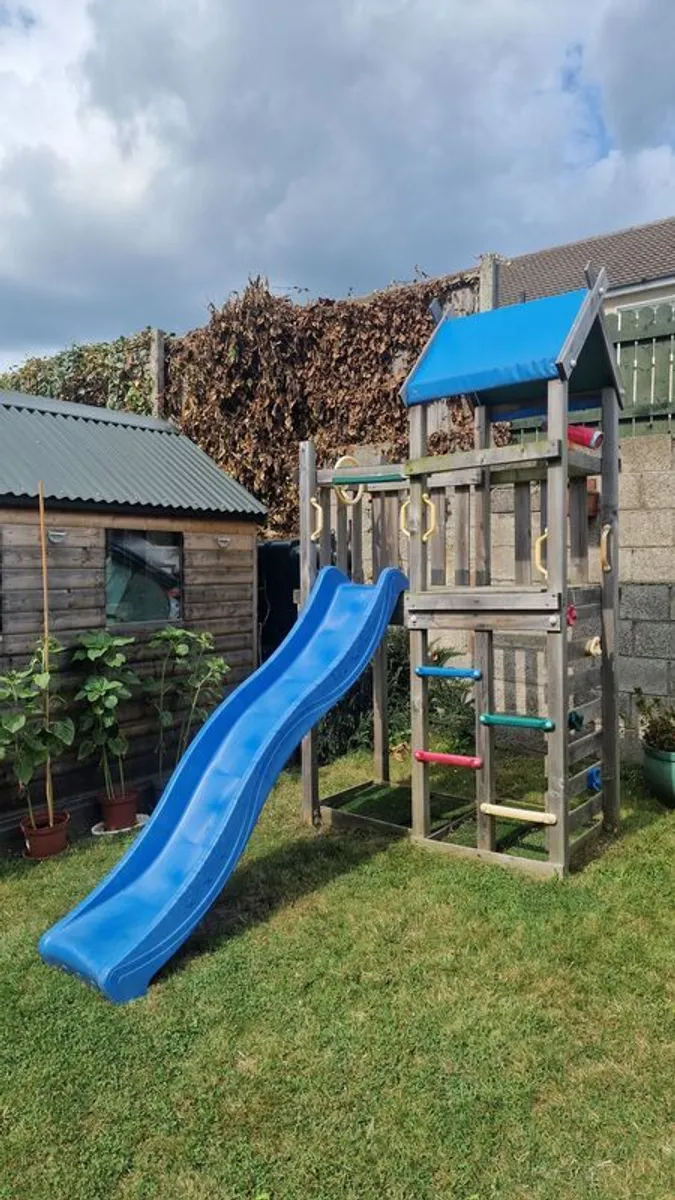 Jungle Gym Climbing Frame - Image 1