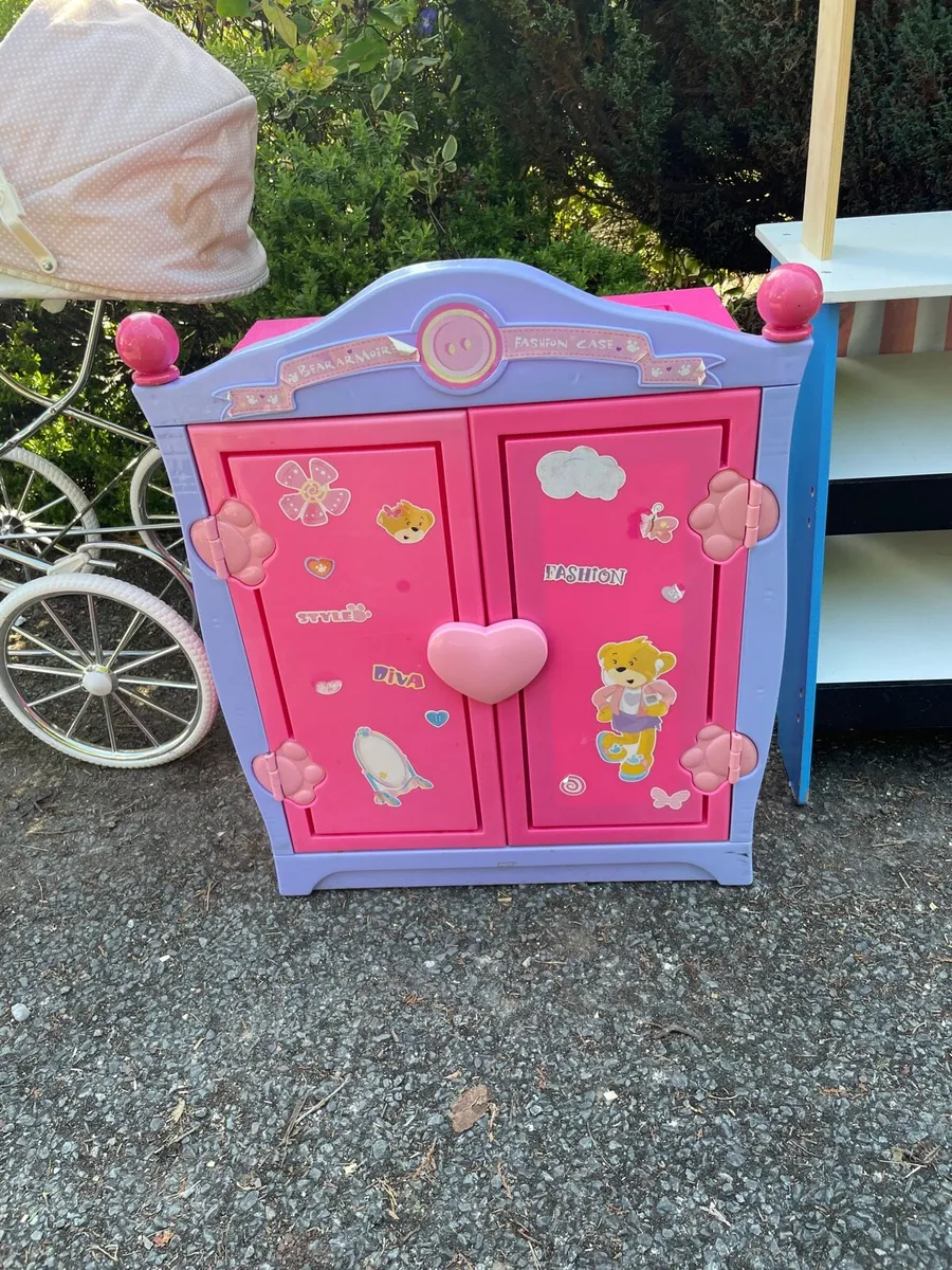 Build a bear wardrobe - Image 1