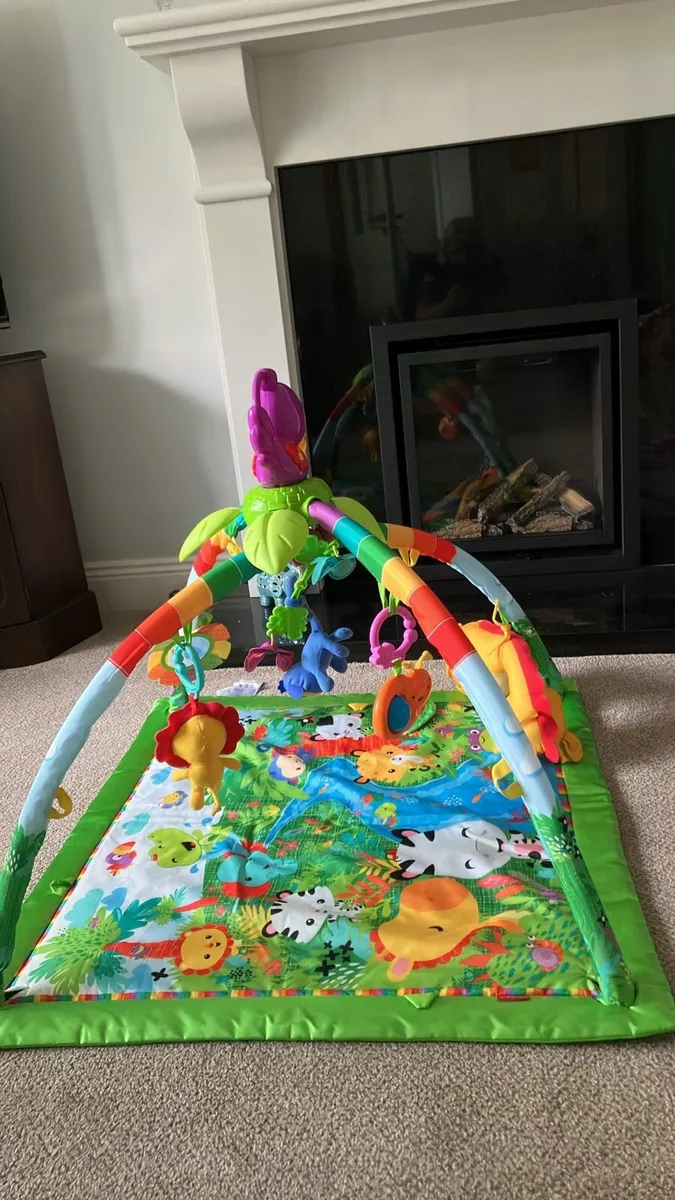 Baby musical gym, fisher price.nice little toy. - Image 3