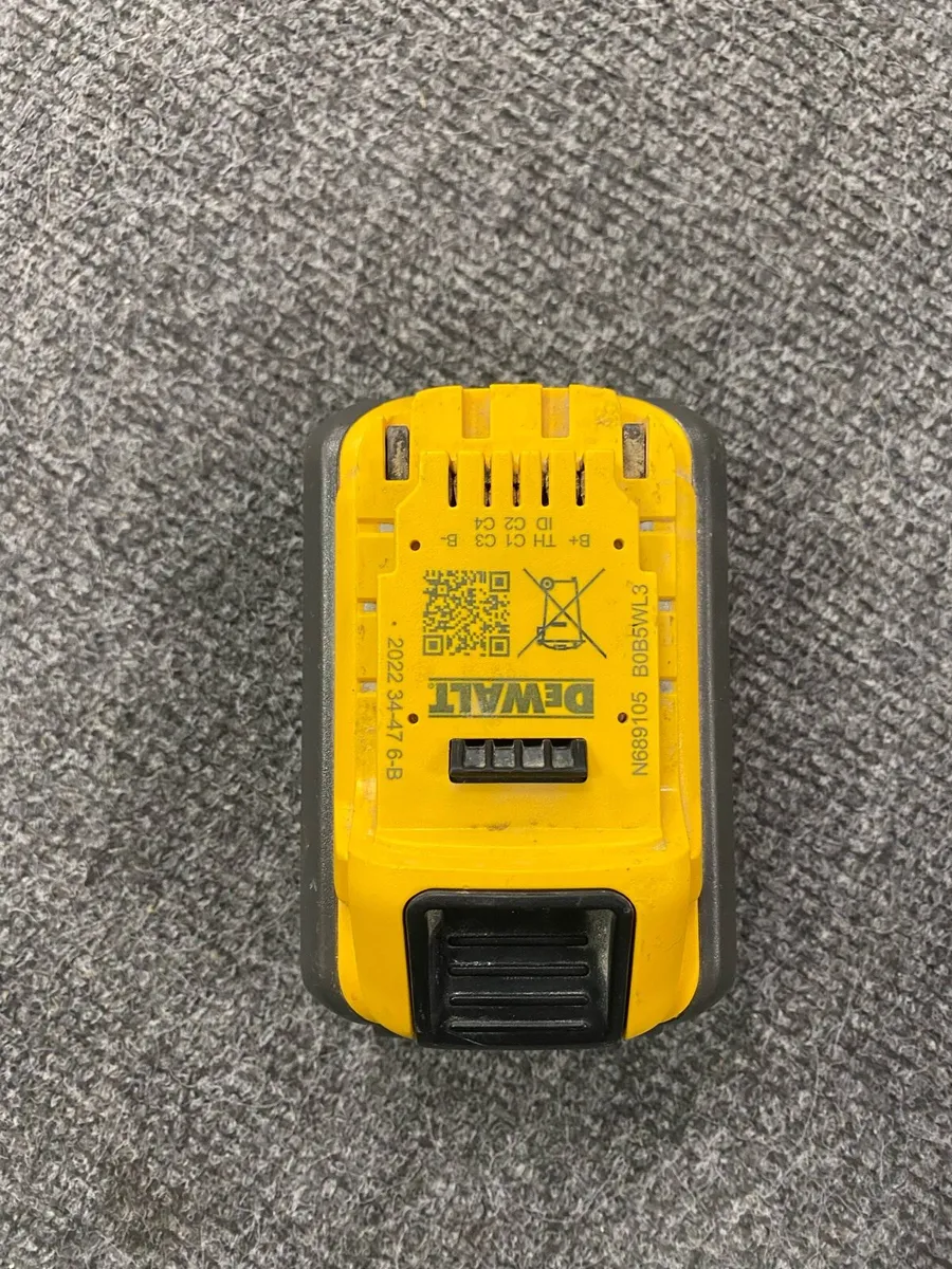Dewalt 9Ah 18V/54V Battery - Image 2