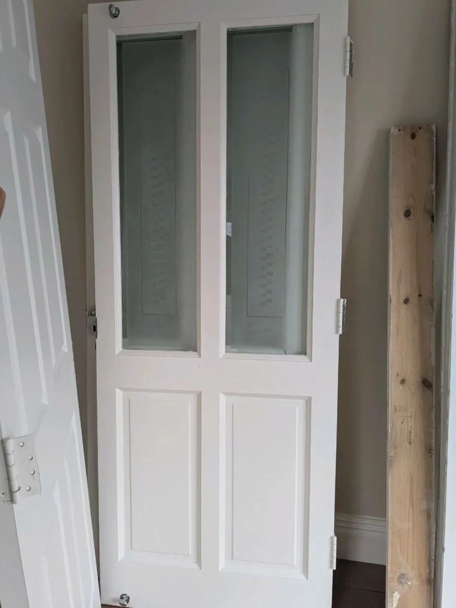 Internal Fire Doors with handles and hinges - Image 4