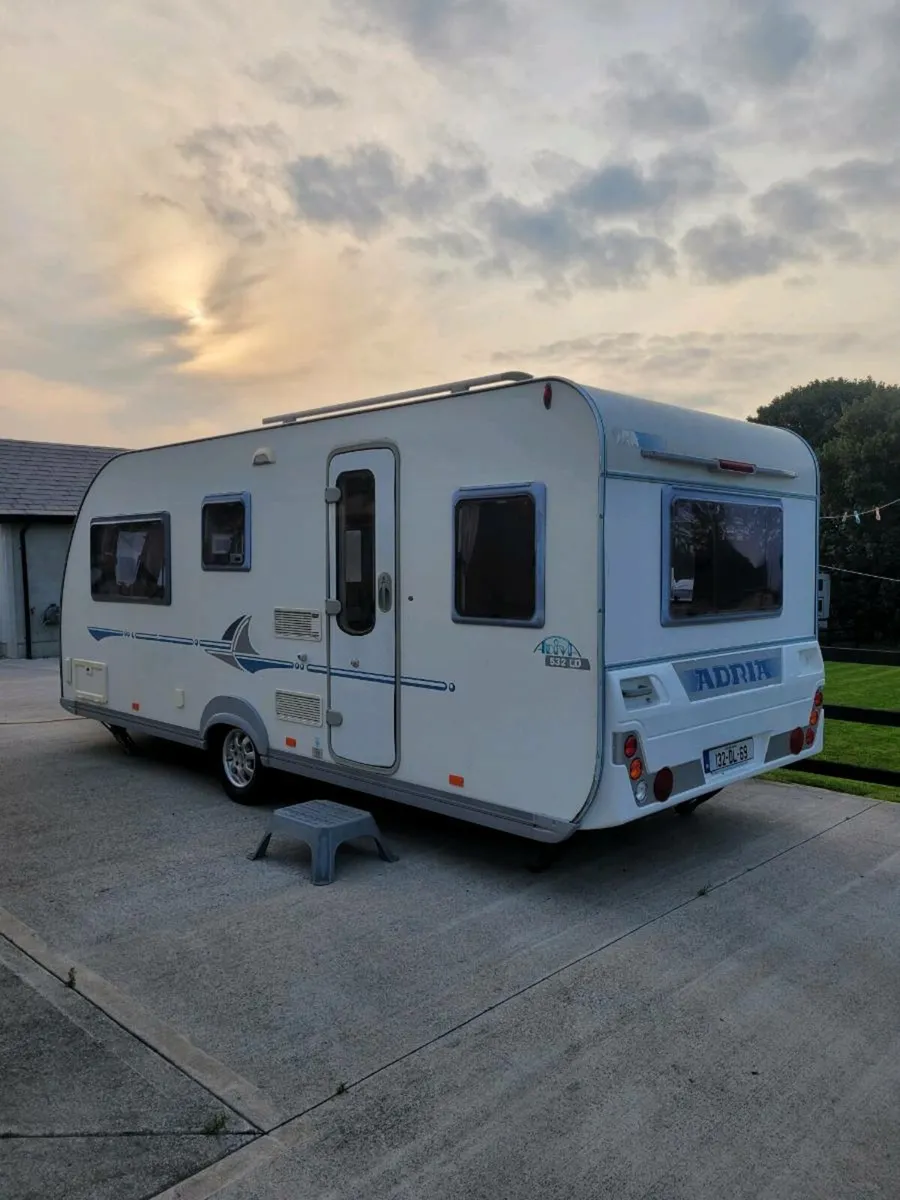 Adria Touring Caravan 5 berth. - Image 2