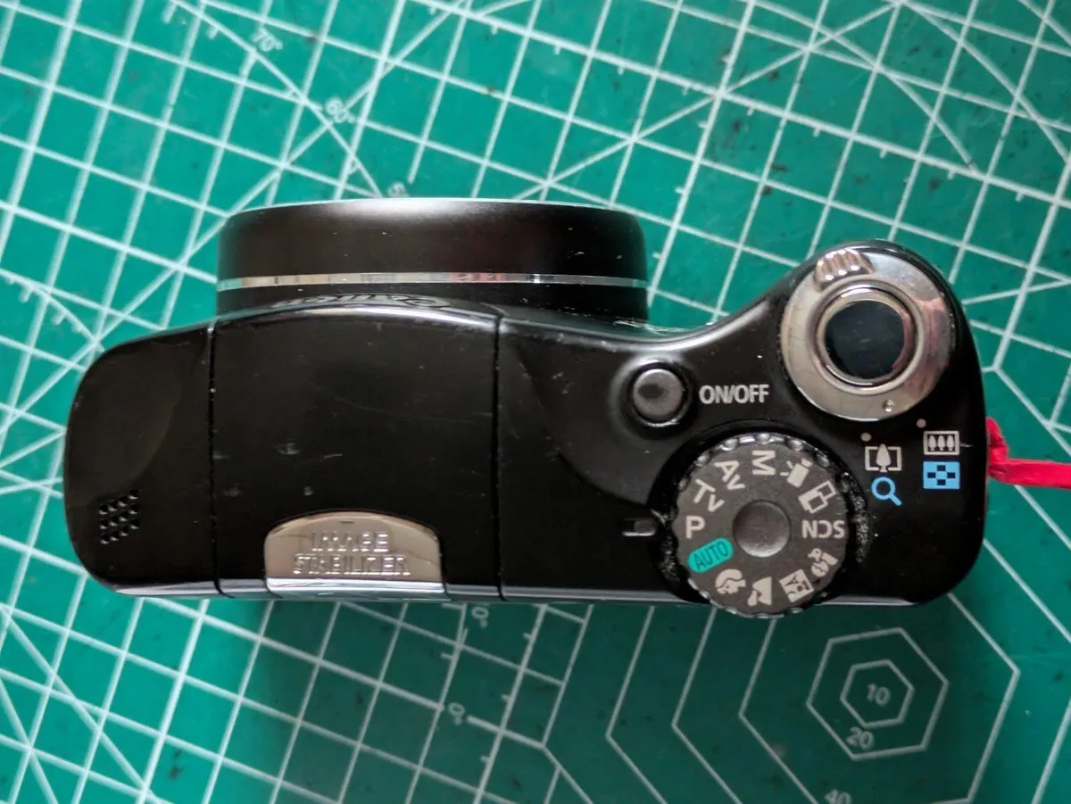 Canon PowerShot - Image 4