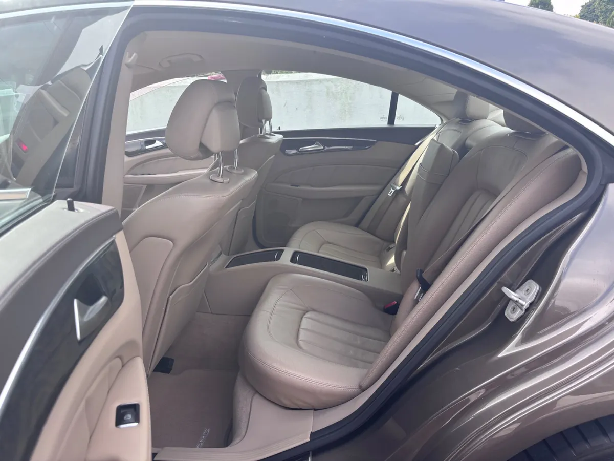 MERCEDES-BENZ CLS CLASS 250 CDI BLUE EFFICIENCY - Image 4